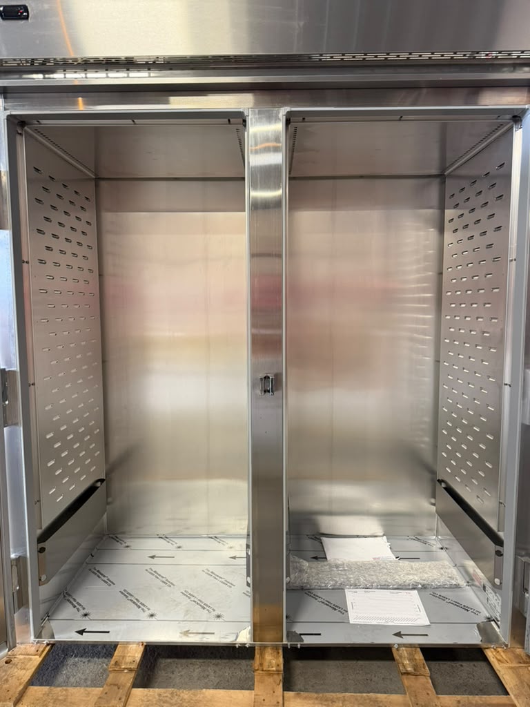 Used Continental DL2RI Stainless Steel 2 Section Roll-In Refrigerator 64 cu. ft. 115V