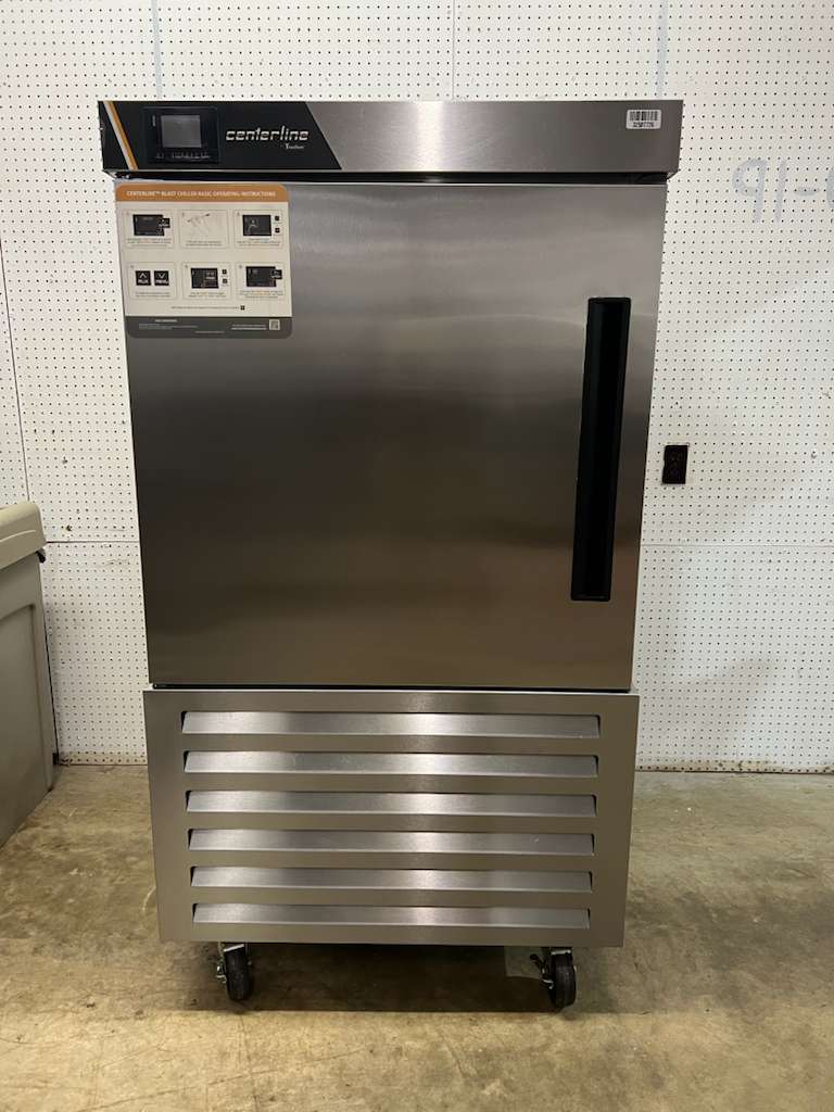 Used Traulsen Centerline CLBC7 Self-Contained Reach-In Blast Chiller 208-230V - TH1