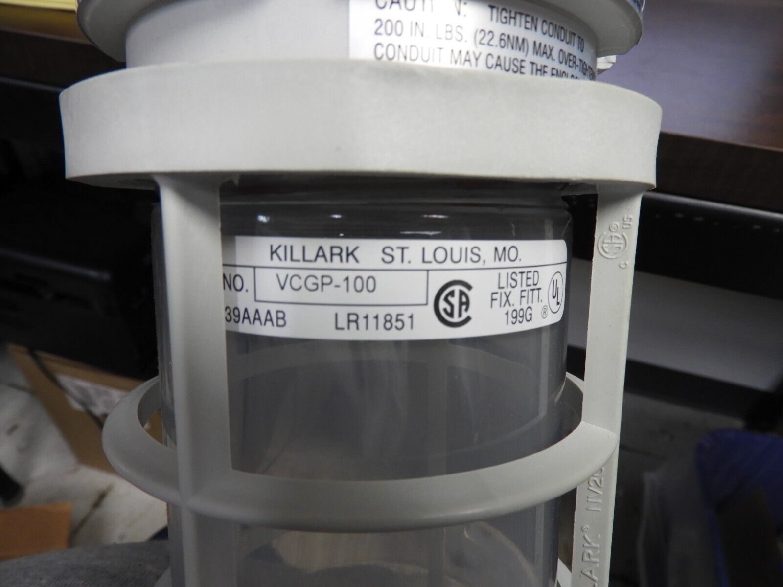 New Killark Commercial industrial Retail Caged Incandescent Light Fixture