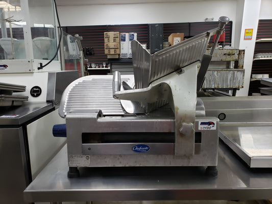 Used Globe Chefmate GC512 12" Manual Gravity Feed Slicer - 1/3 hp - 120V