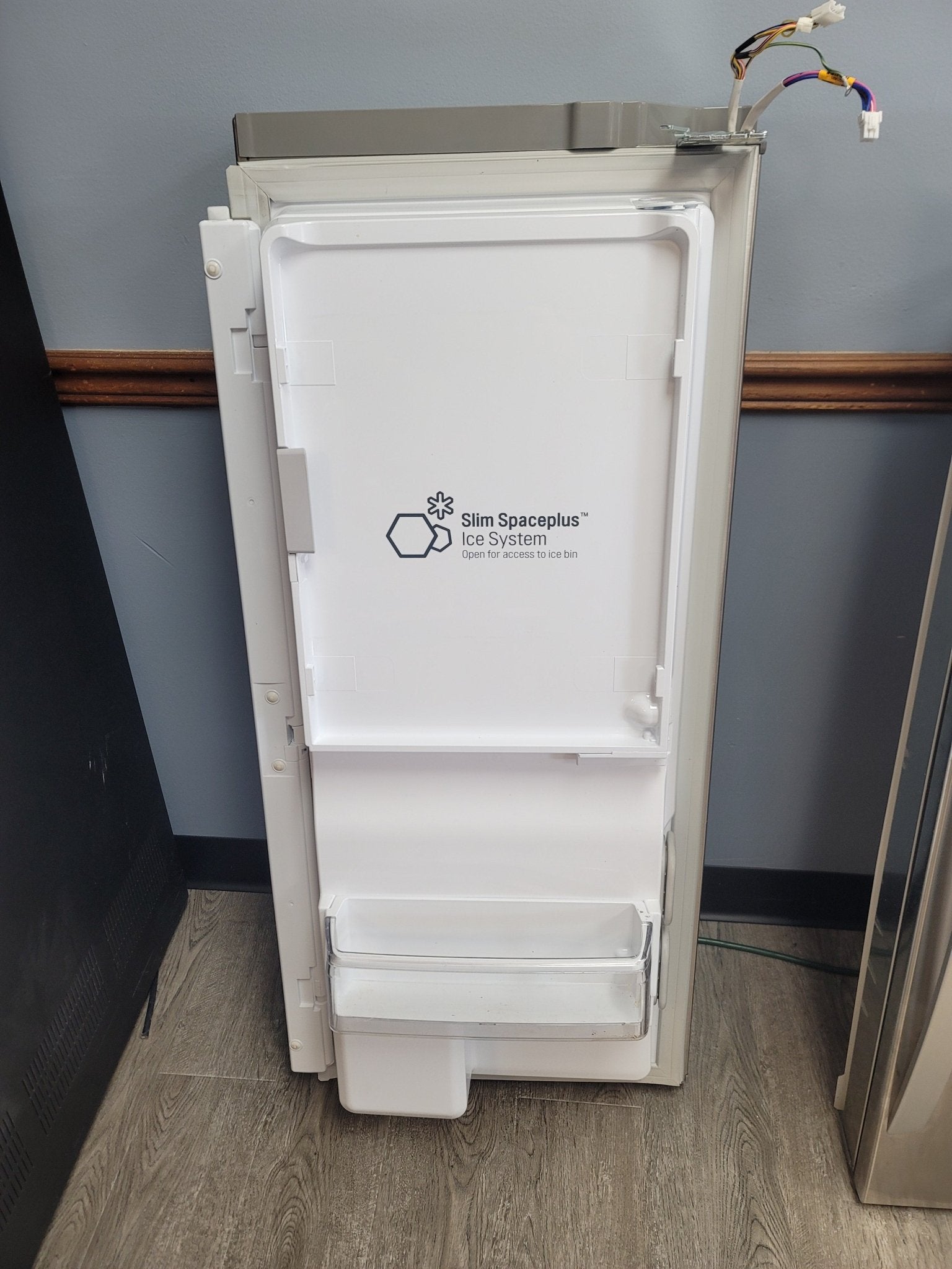 Used LG LFXS29766S Right Side Refrigerator French Door - Falcon Restaurant Supply - 3