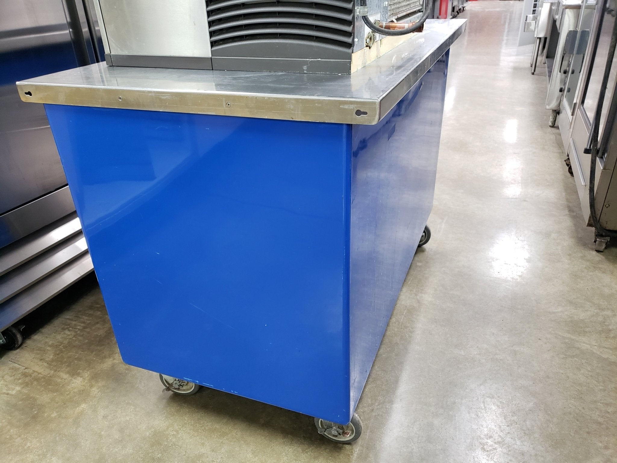 Used ColorPoint 50" Refrigerated Buffet worktop cabinet on casters with 115v outlet - Falcon Restaurant Supply - 4