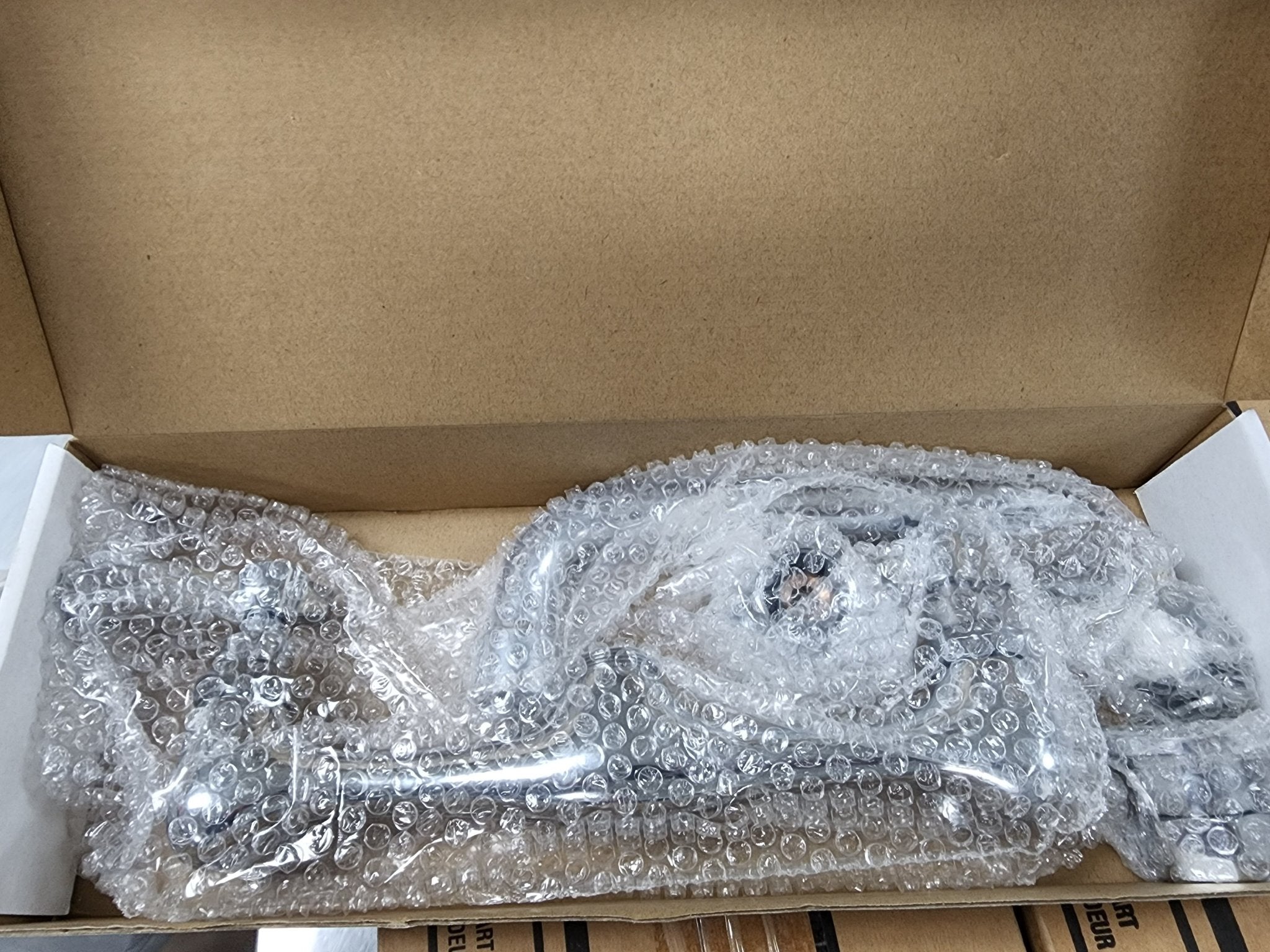 New Steelton 30" 18-Gauge Stainless Steel One Compartment Commercial Sink with Faucet - 24" x 24" x 12" Bowl