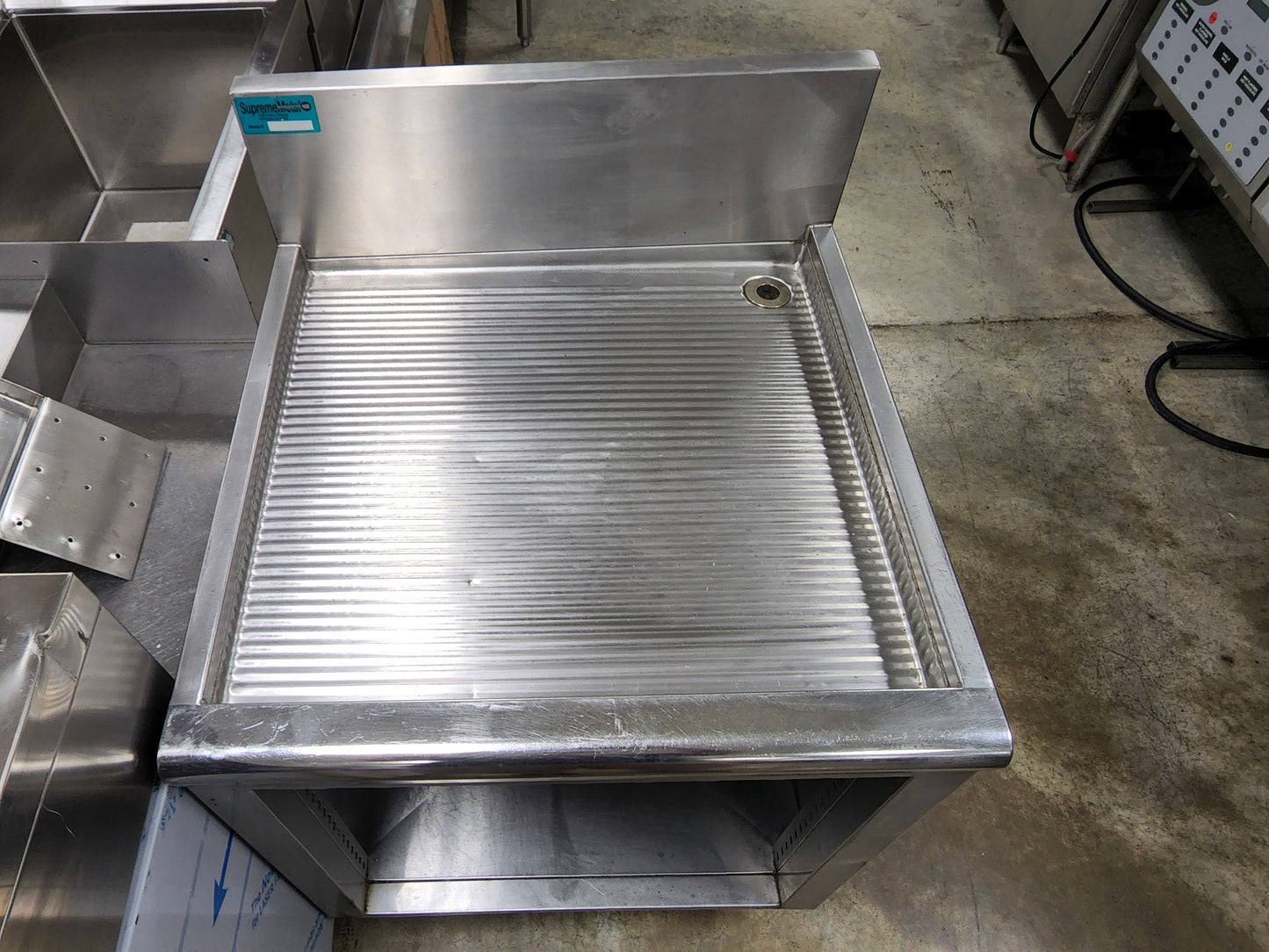 Supreme Metal Stainless Steel Underbar Drainboard - Used - SS36