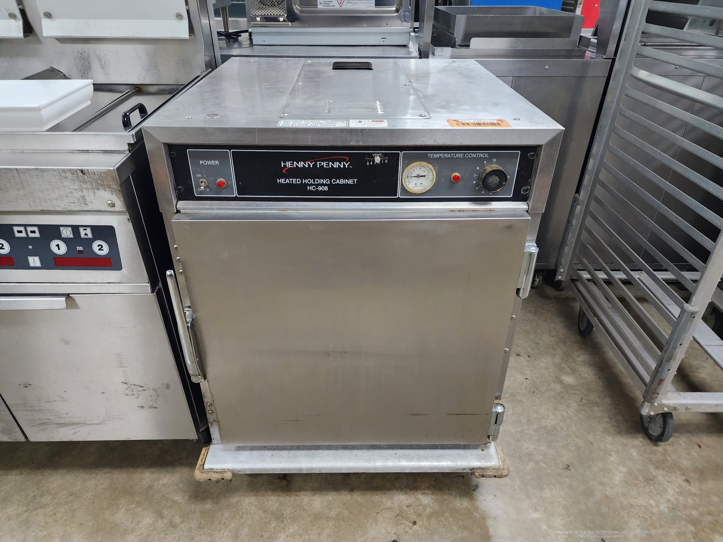 Used Henny Penny HC-908 Half Height Heated Warming Holding Cabinet 120V 2086W