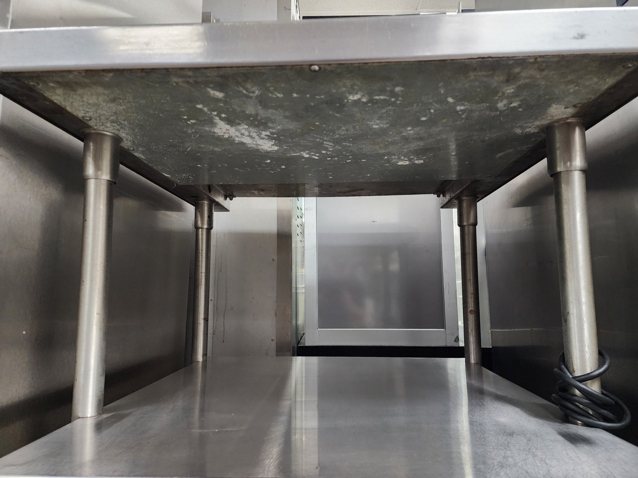 Used Wasserstrom C/D120 - 03 - 25 Heated Table 120V - Falcon Restaurant Supply - 2