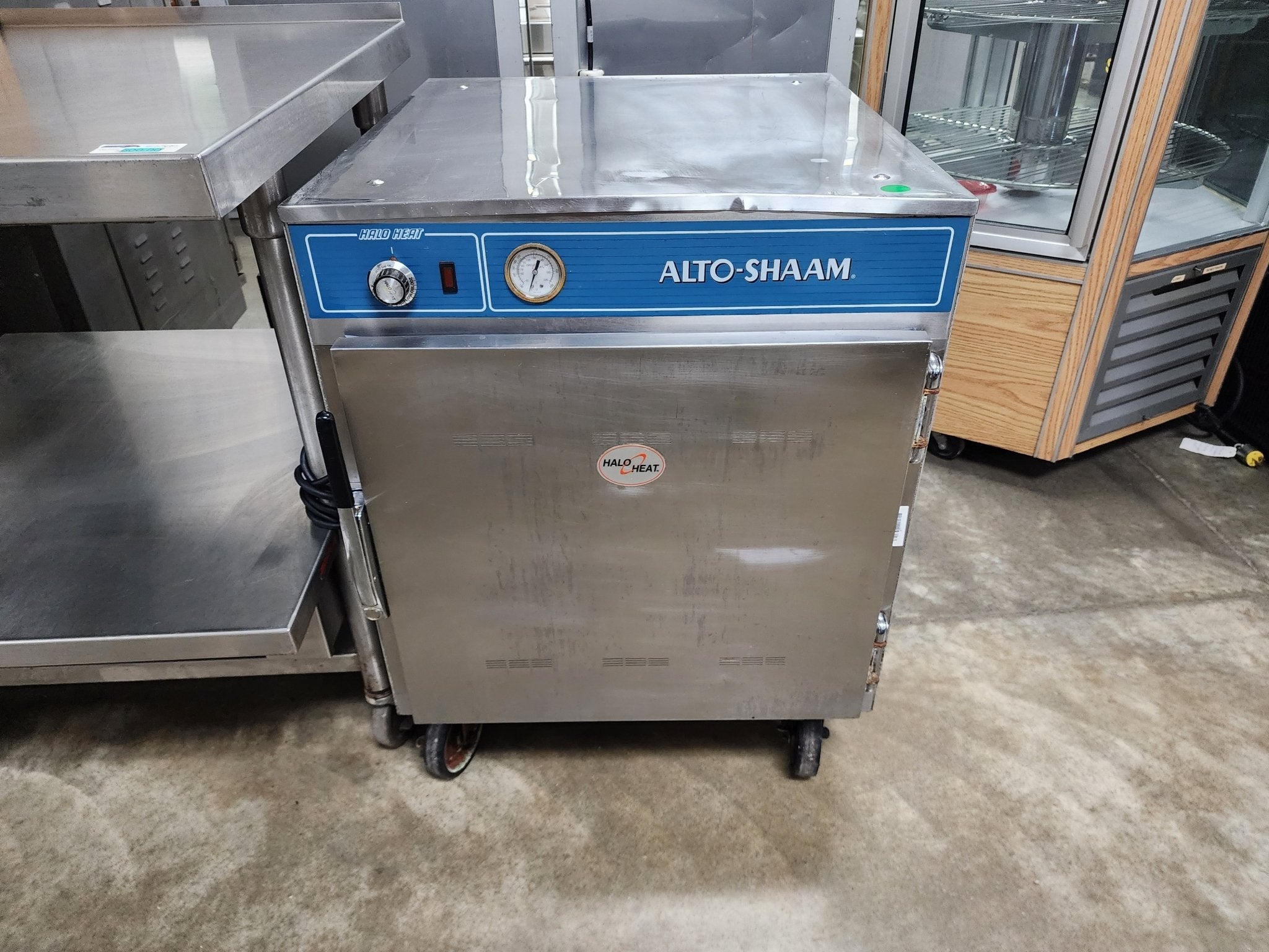 Used Alto - Shaam 750 - S Heated Holding Cabinet Warmer - Mobile, 120V - Falcon Restaurant Supply - 1