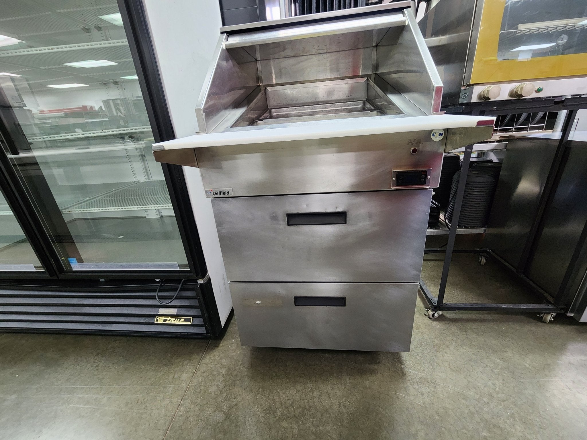 Used 27" Delfield 18MC27P - BI Refrigerated Prep Table with 2 Drawers - Falcon Restaurant Supply - 2