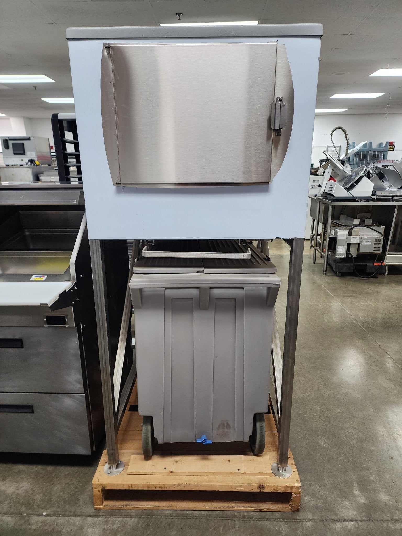 New Kloppenberg ICS - 1 Express Ice Bin System - Falcon Restaurant Supply - 1