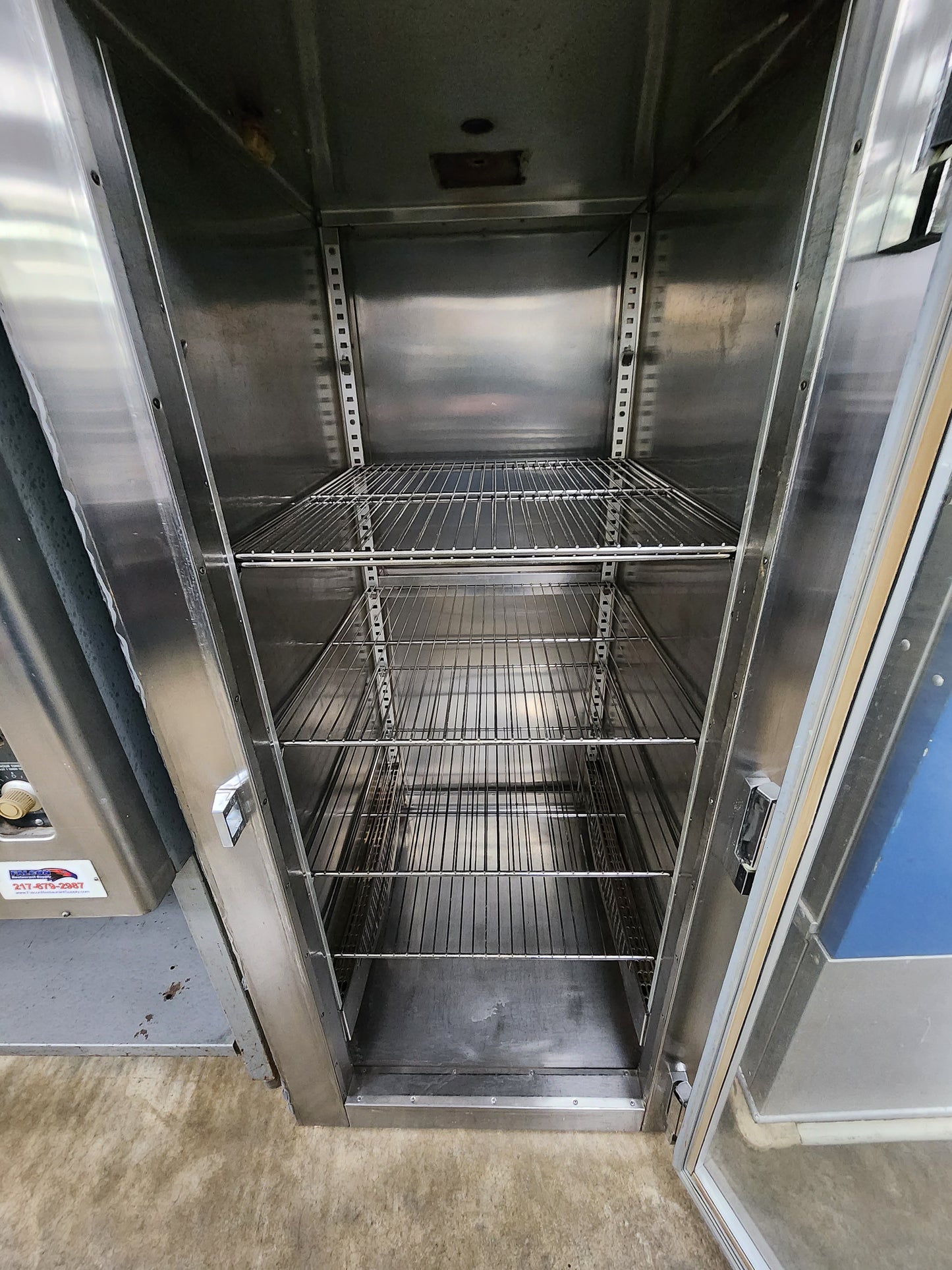 Used Traulsen Stainless Steel RHF132WP Glass Door Single Section Reach In Pass-Thru Heated Holding Cabinet