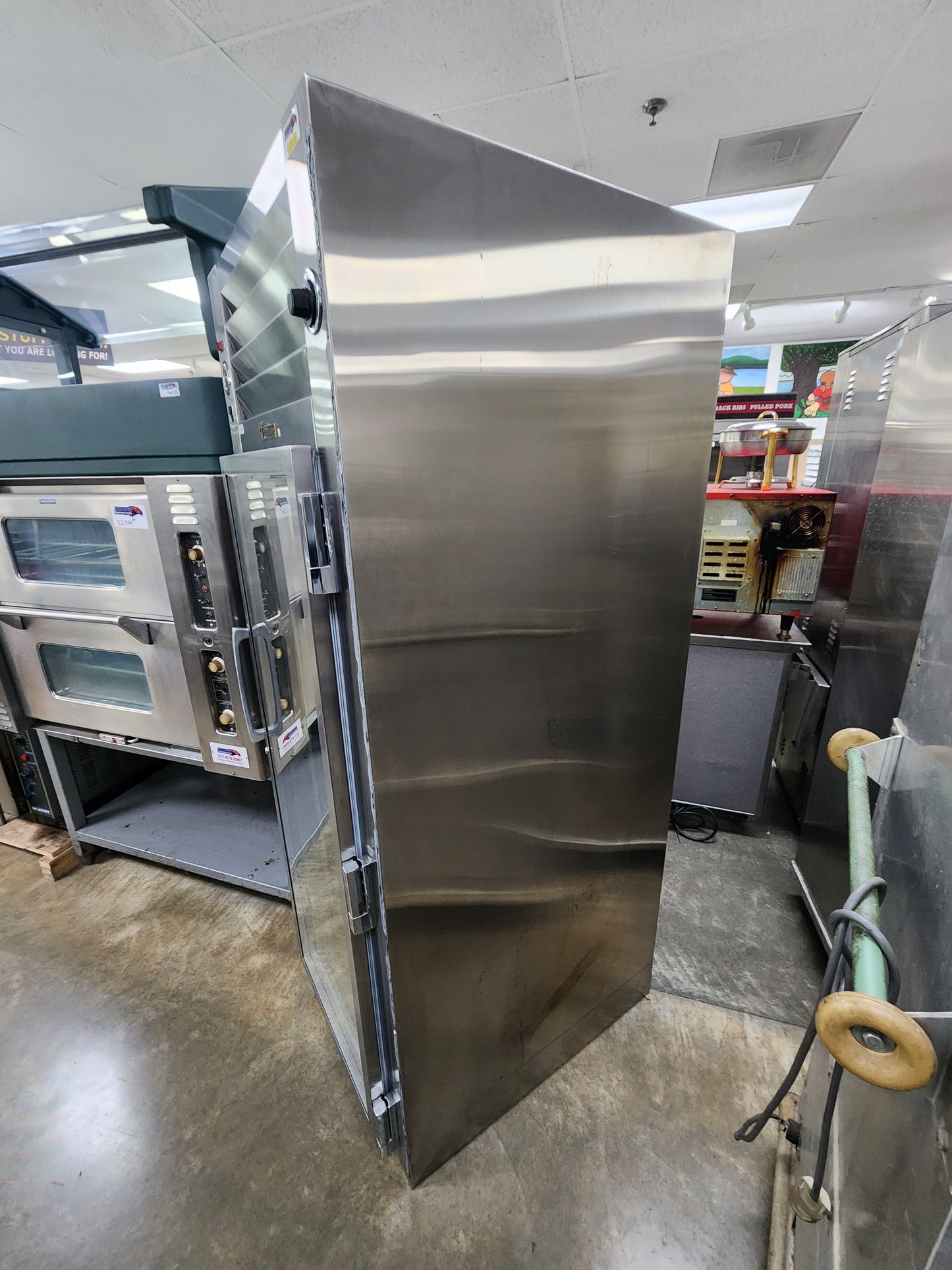 Used Traulsen Stainless Steel RHF132WP Glass Door Single Section Reach In Pass-Thru Heated Holding Cabinet