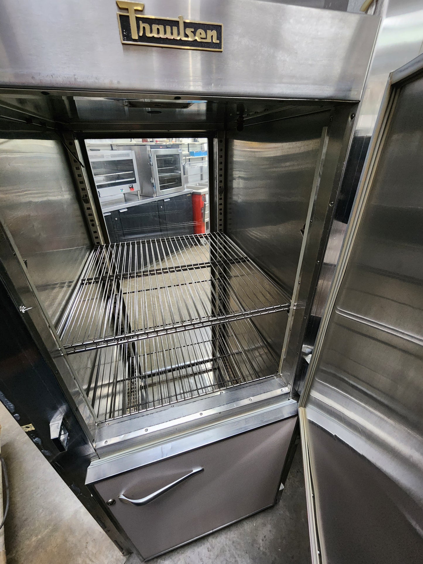 Used Traulsen Stainless Steel RHF132WP Glass Door Single Section Reach In Pass-Thru Heated Holding Cabinet