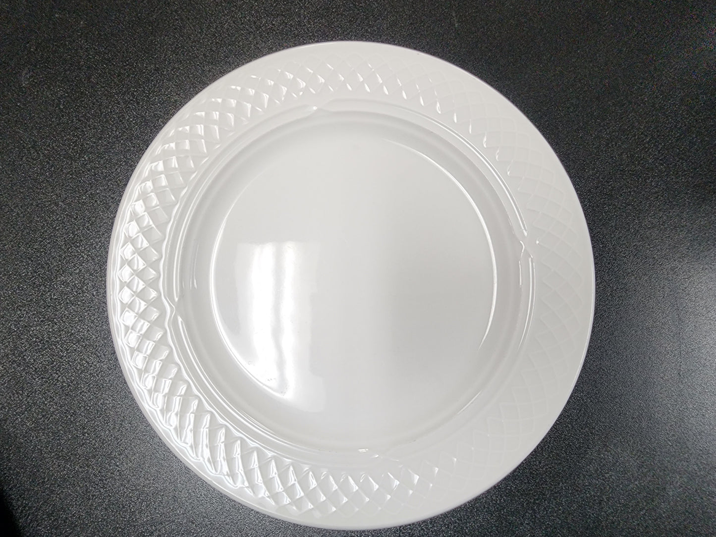 Used Homer Laughlin Kensington Ameriwhite 8 1/8" Bright White China Plate