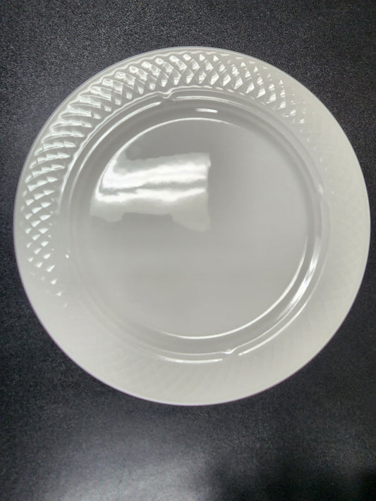 Used Homer Laughlin Kensington Ameriwhite 9 1/8" Bright White China Plate