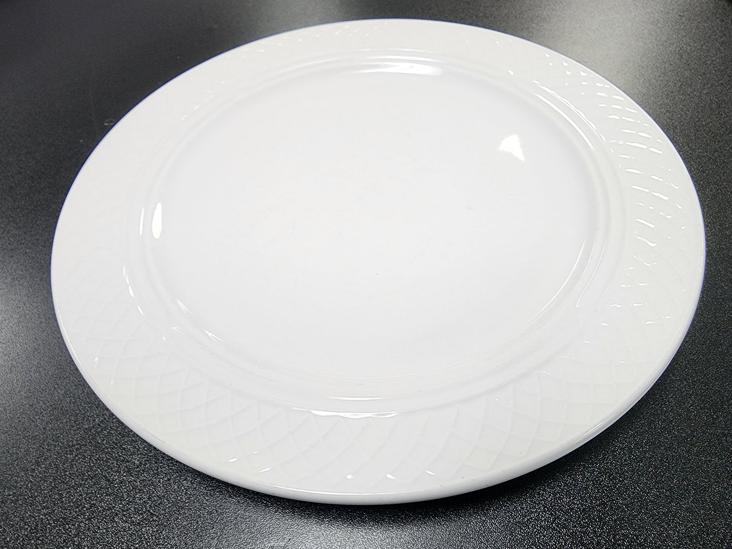 Homer Laughlin Kensington Ameriwhite 10 1/2" Bright White China Plate