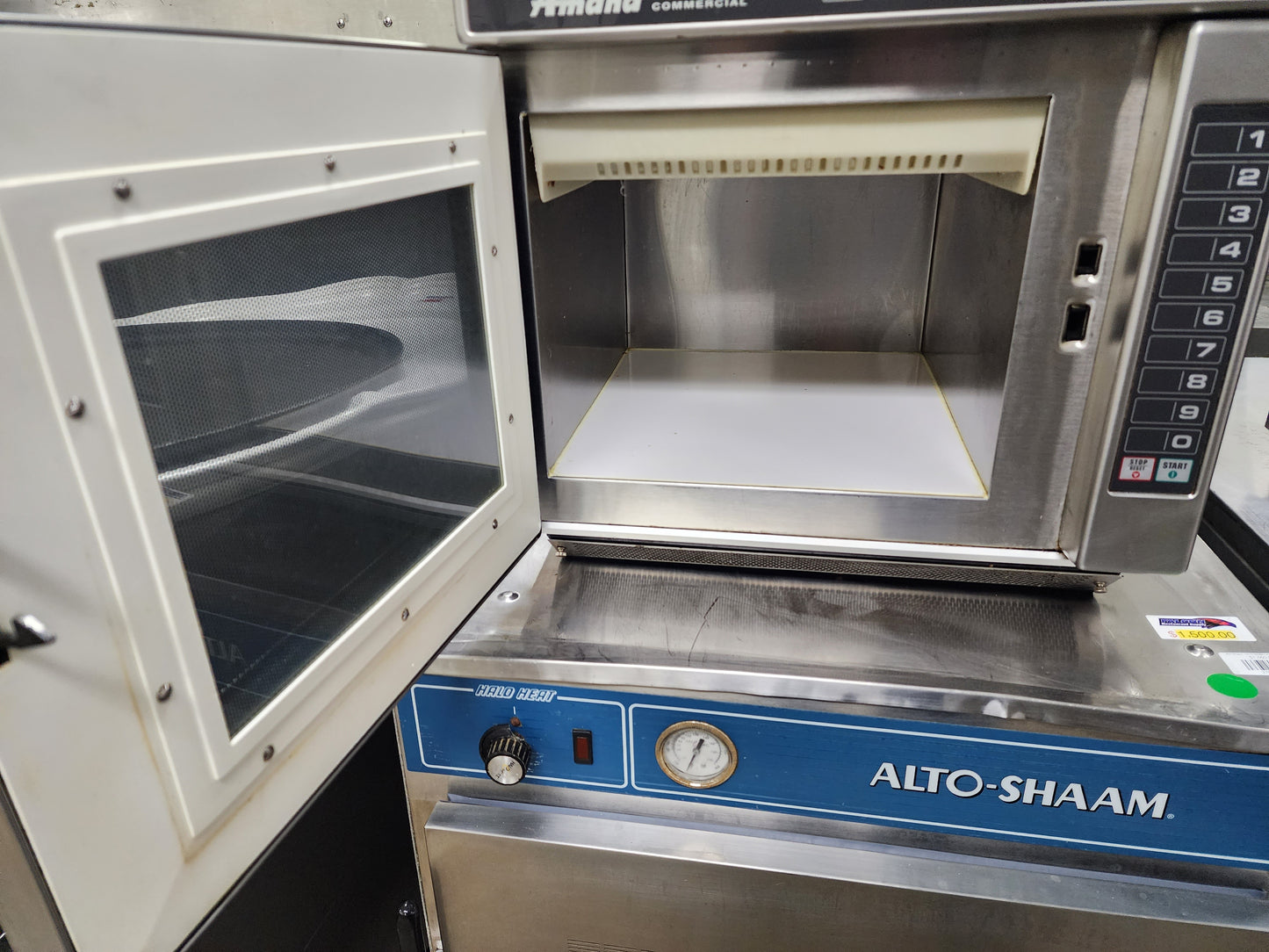 Used Amana Heavy-Duty Stainless Steel Commercial Microwave Oven with Push Button Controls – 1700W