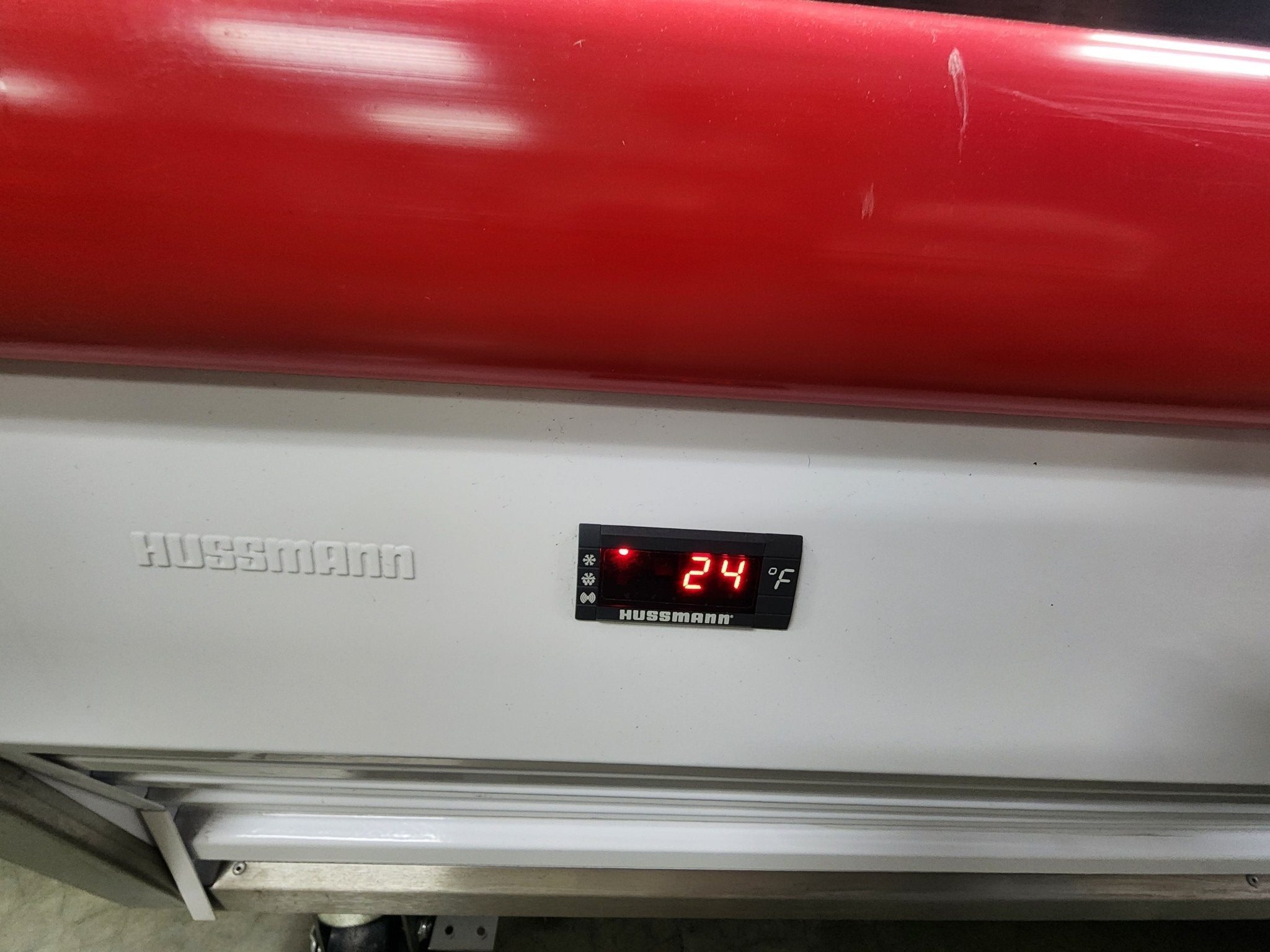 Used Hussmann NAV - 4 - High Volume Service Deli Merchandiser, Curved Glass - Falcon Restaurant Supply - 3