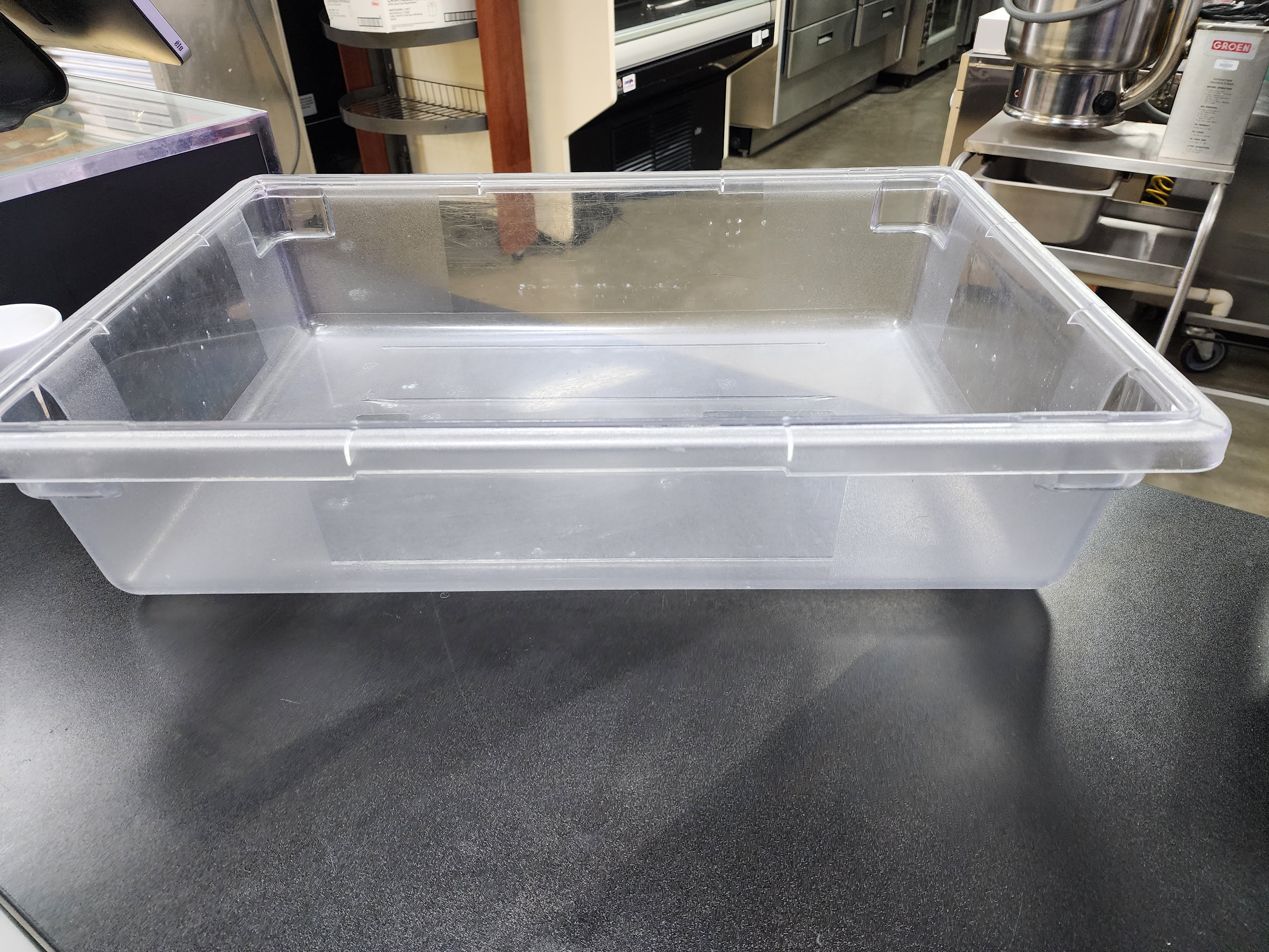 Used Carlisle 1062107 Clear StorPlus 8.5 Gallon Polycarbonate Food Storage Box