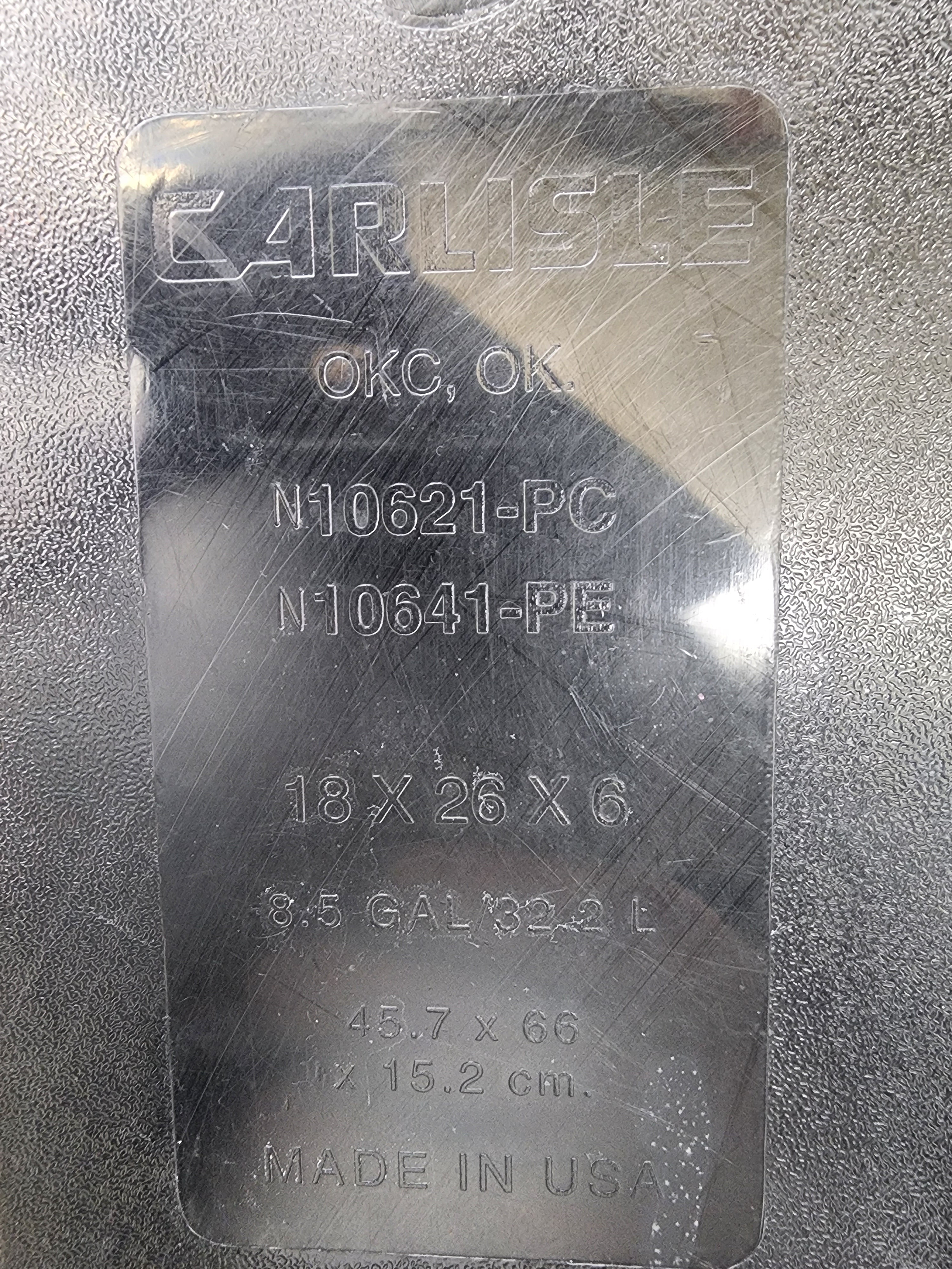 Used Carlisle 1062107 Clear StorPlus 8.5 Gallon Polycarbonate Food Storage Box